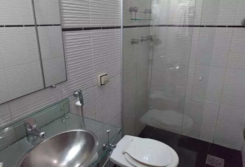 Econotel