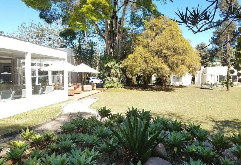 Отель Altenhaus Pousada Itaipava