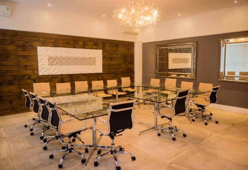 Отель Altenhaus Pousada Itaipava