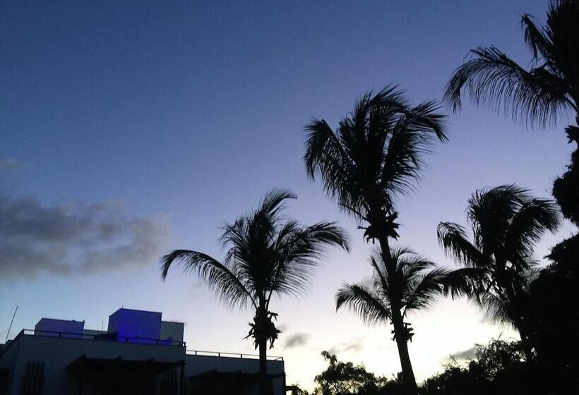 Hotel La Réserve Design Villas