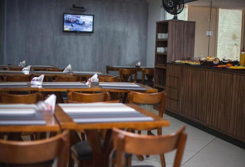 فندق Manhattan Apart