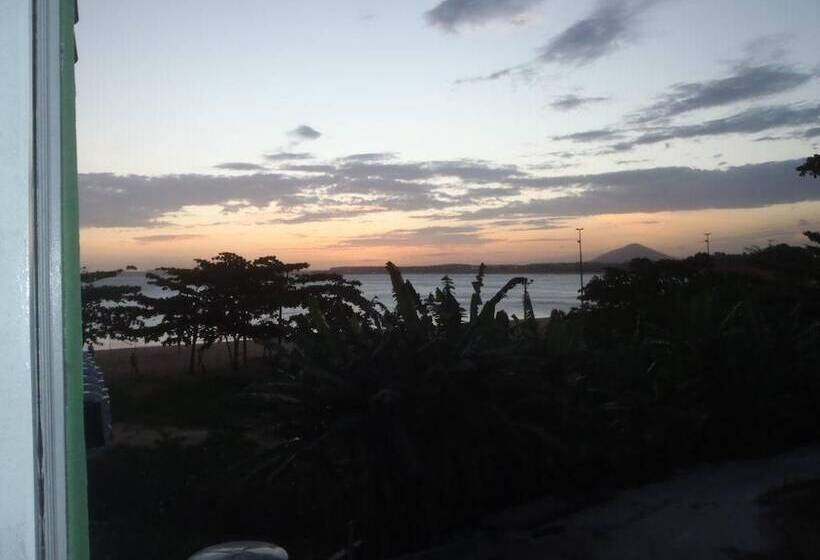 هتل Pousada Caravelas