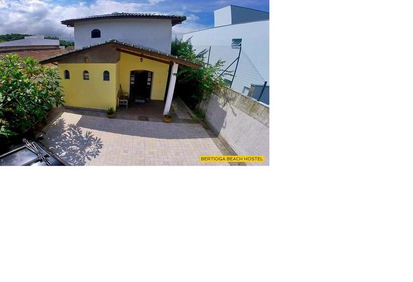 Bertioga Beach Hostel