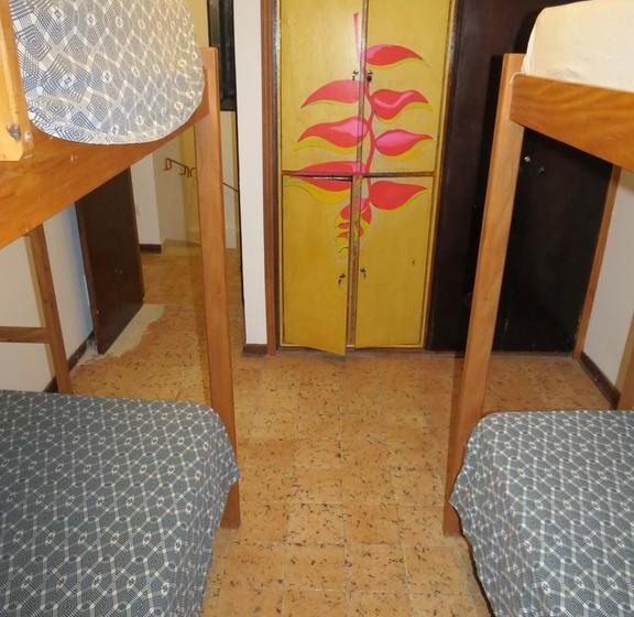 Bertioga Beach Hostel