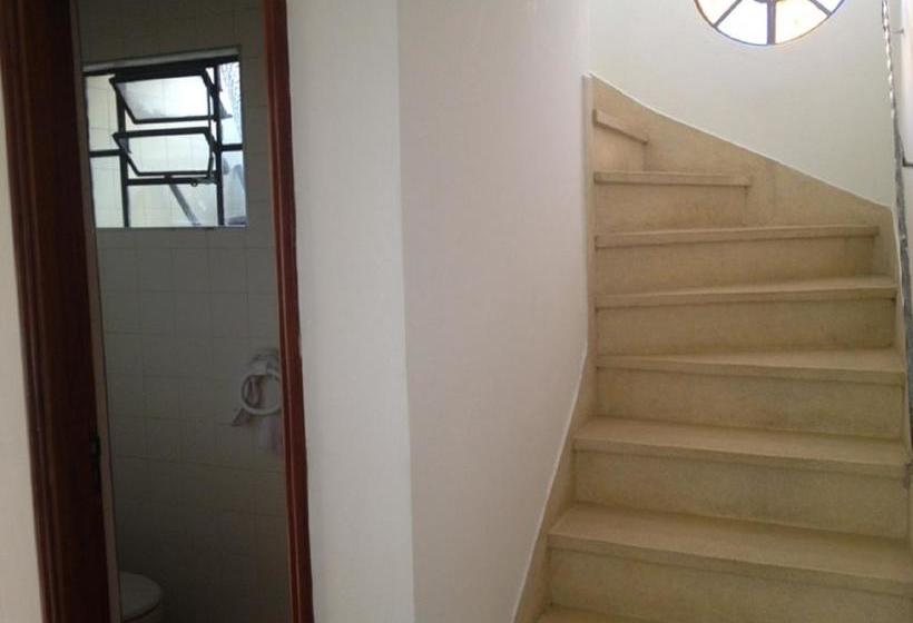 Bertioga Beach Hostel