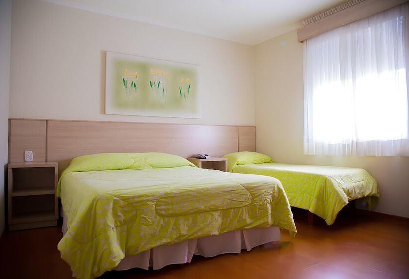 בית מלון כפרי Casablanca