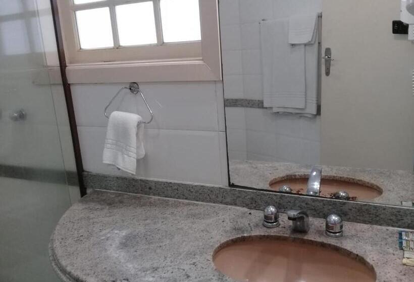 酒店 Dominguez Master