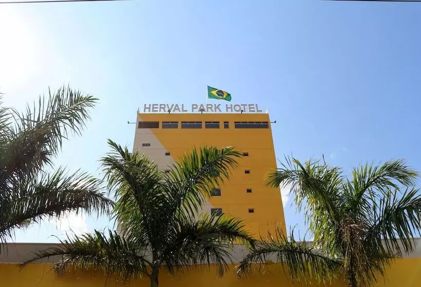 ホテル Herval Park