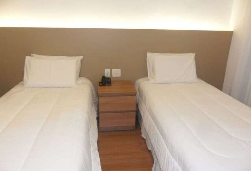 Lord Hotel Aeroporto Confins