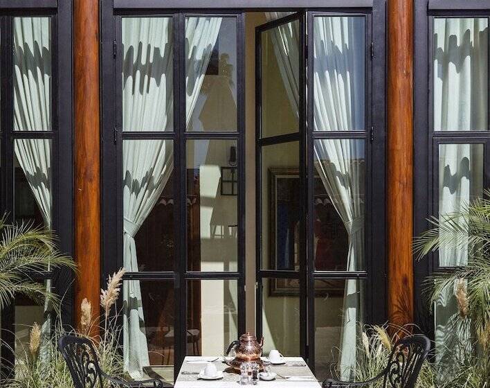 هتل 1207 Special Class