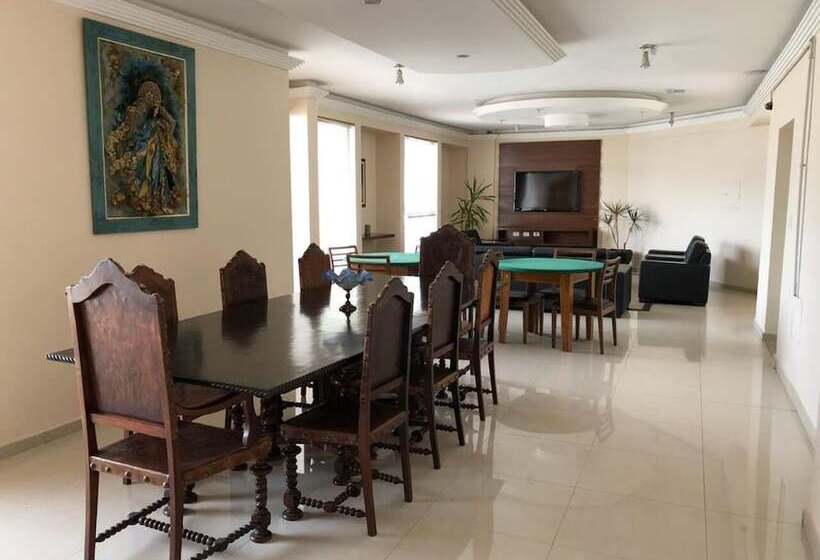 Отель Cathedral