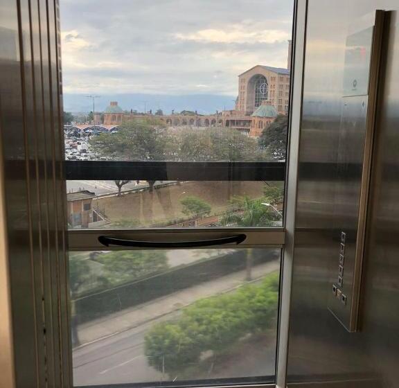 Отель Cathedral