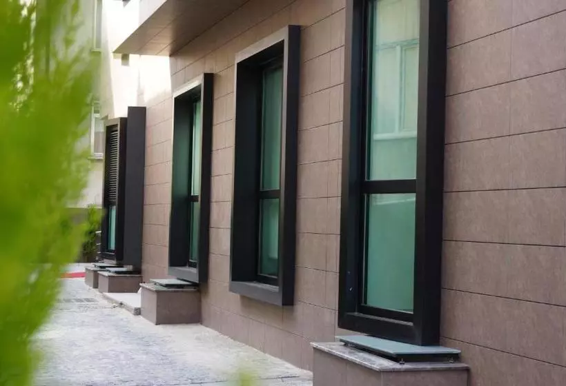 هتل Hassuites