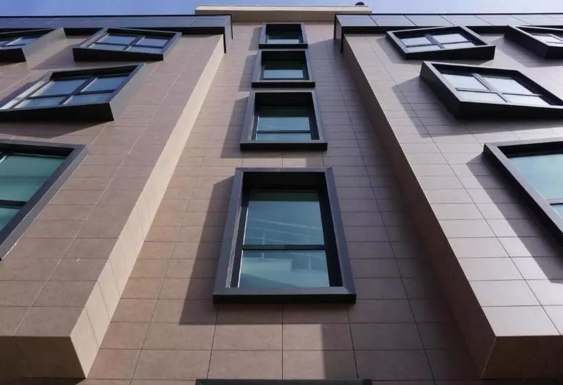 هتل Hassuites