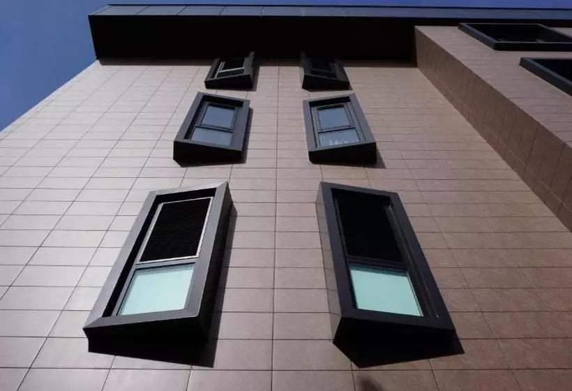 هتل Hassuites