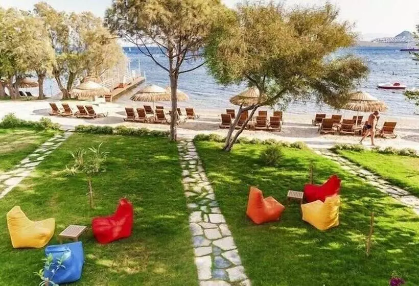 Hotelli Marma Beach