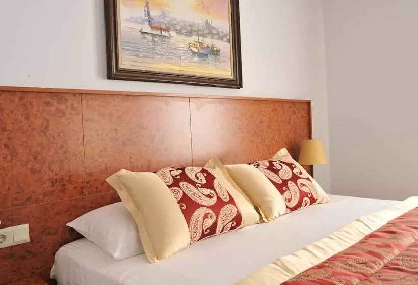Hotelli Marma Beach