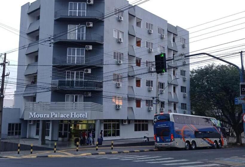 فندق Moura Palace