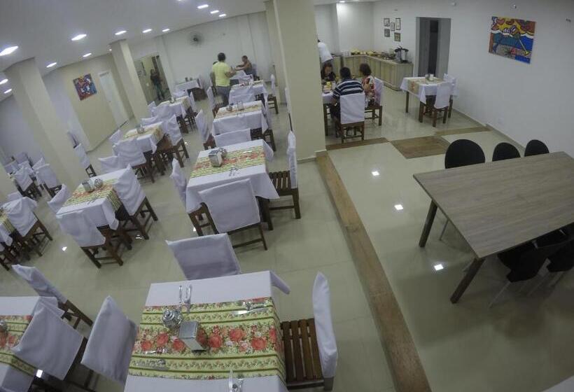 فندق Moura Palace