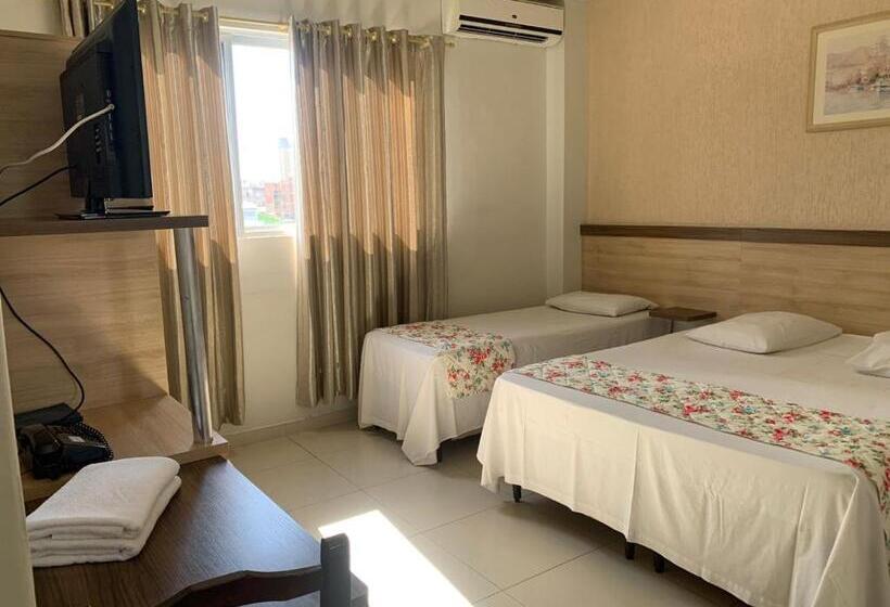 فندق Moura Palace