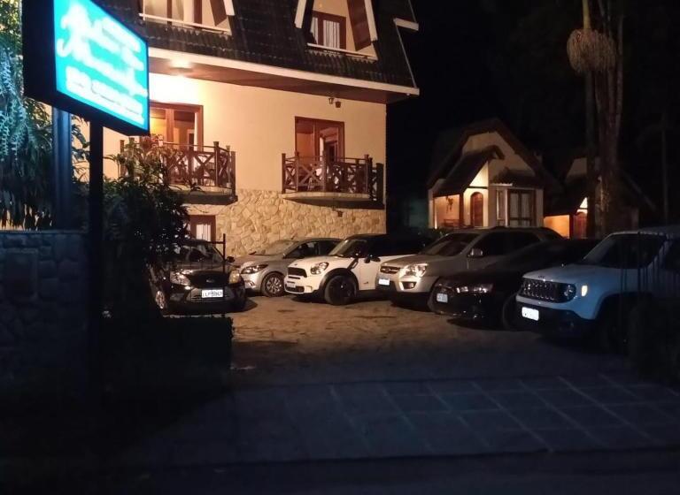 Отель Pousada Solar Das Montanhas