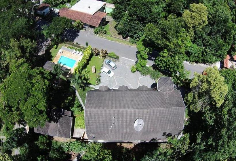 Отель Pousada Solar Das Montanhas