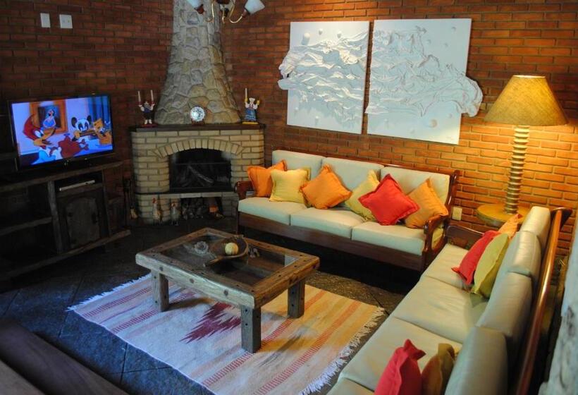 Отель Pousada Solar Das Montanhas