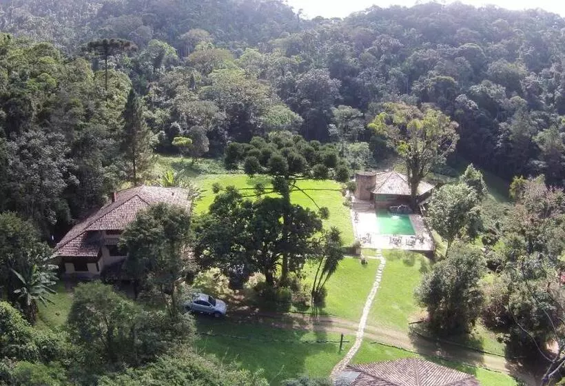 هتل Vista Linda
