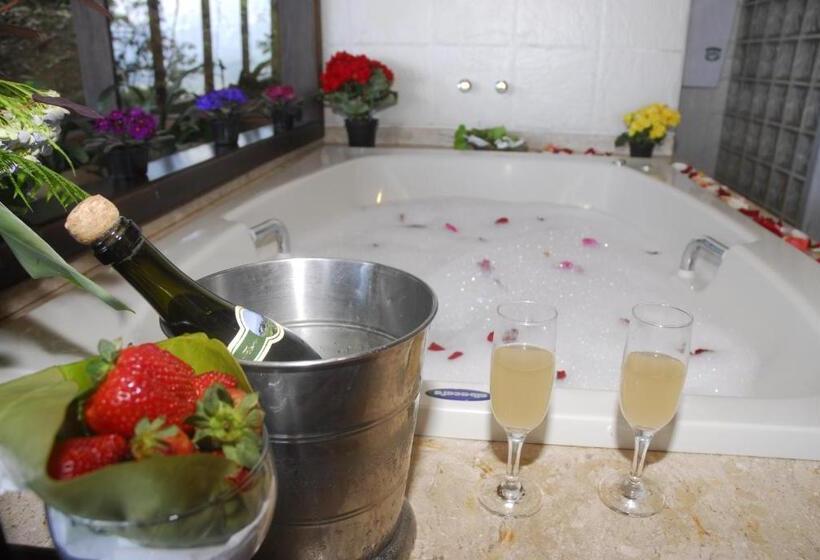 Отель Vista Linda