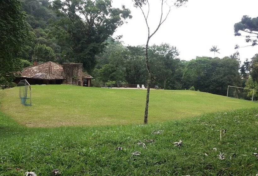 Отель Vista Linda