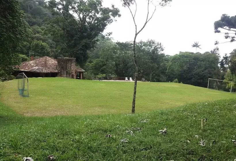 هتل Vista Linda
