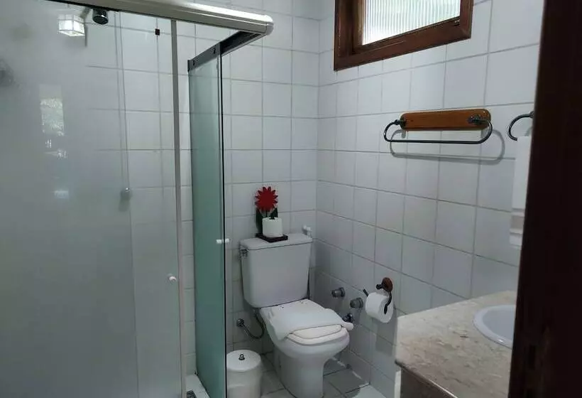 هتل Vista Linda