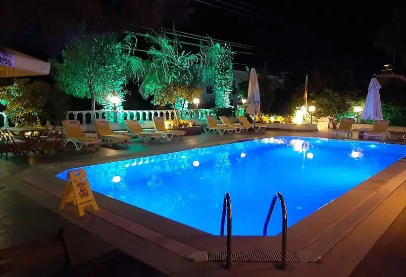 ホテル Yedi Yildiz Konak Evi