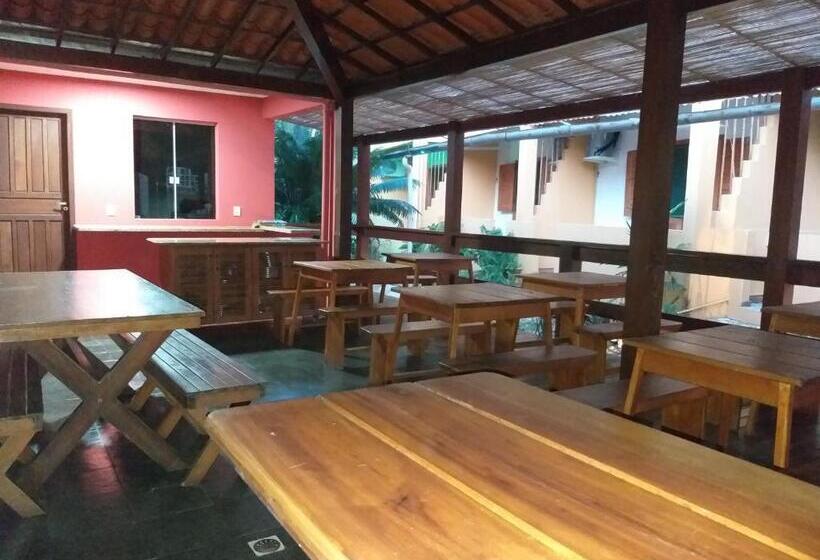 O Pharol Hostel E Pousada