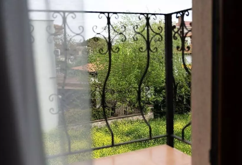 Cunda Eren Otel