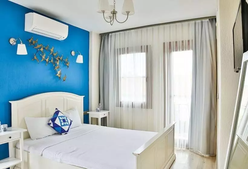Cunda Eren Otel