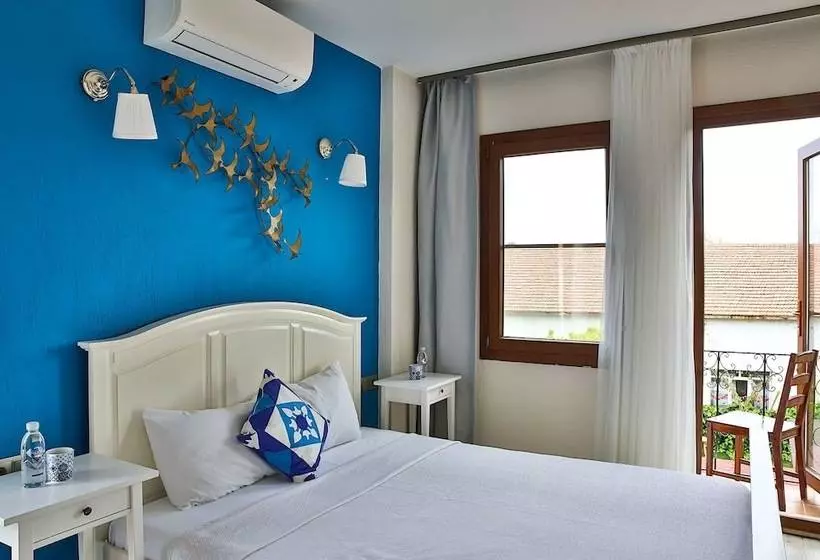 Cunda Eren Otel