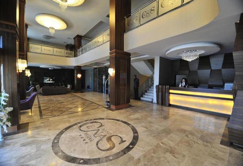 Отель Grand Cenas