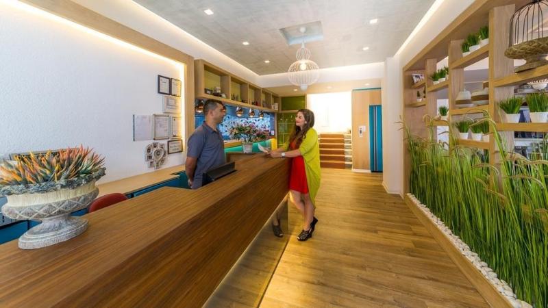 Honeymoon Beach Otel