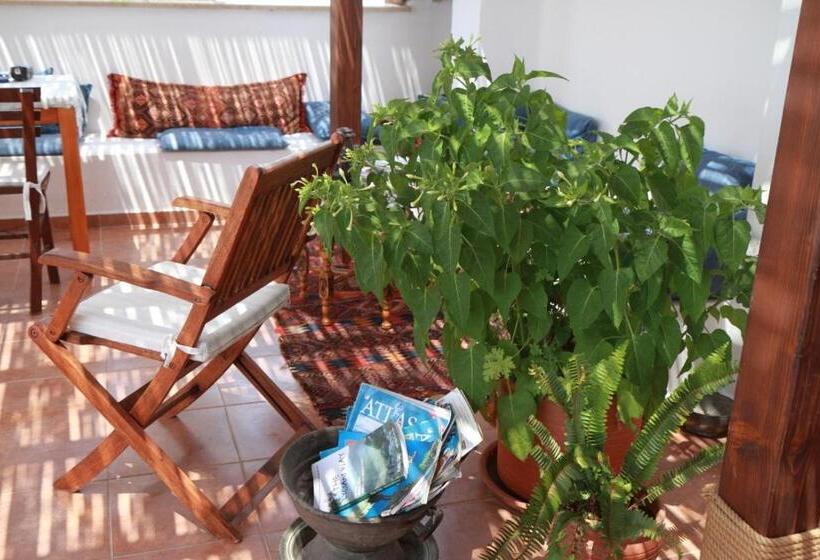 ホテル Kalkan Turk Evi