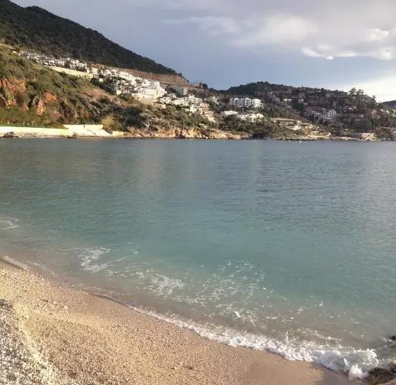 هتل Kalkan Turk Evi