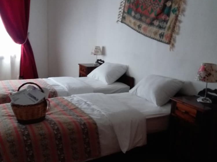 בית מלון כפרי Kilim