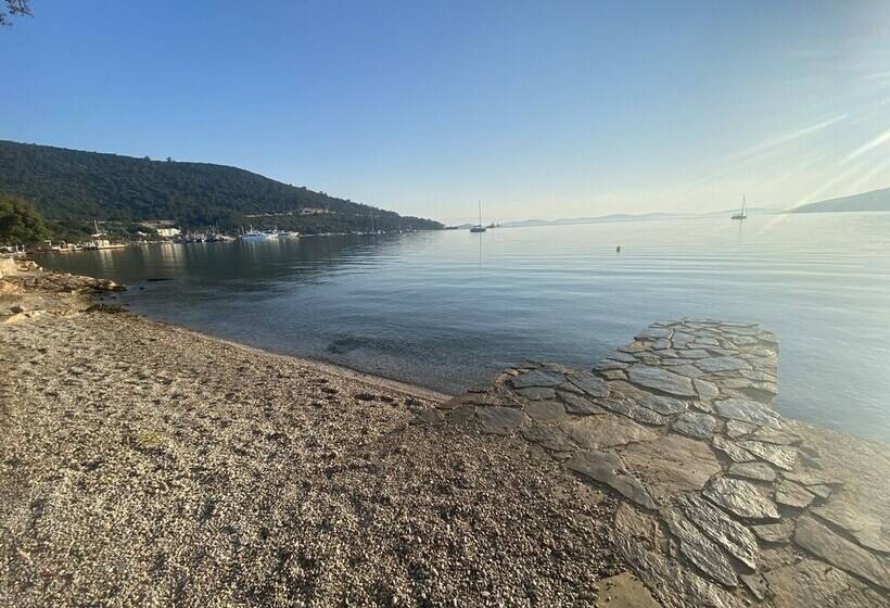 בית מלון כפרי Olivia