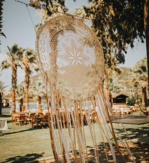 בית מלון כפרי Selvi Beach