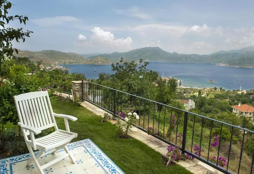 Swan Lake Hotel   Adult Only