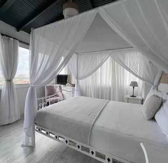 Tepe Hotel Alaçatı