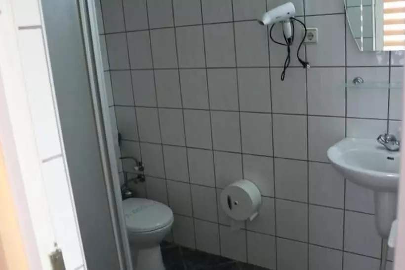 هتل Yeni