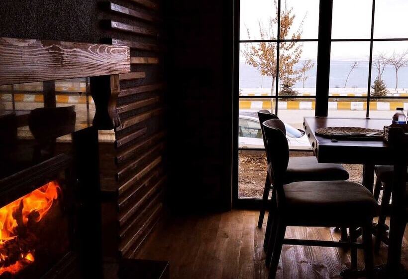 Miro Mara Boutique Hotel & Lounge Bar