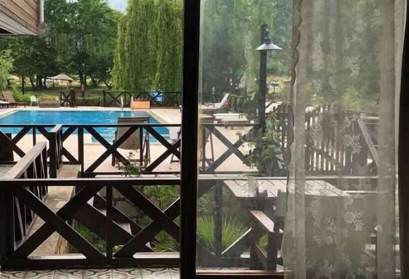 استراحتگاه Robin S Nest