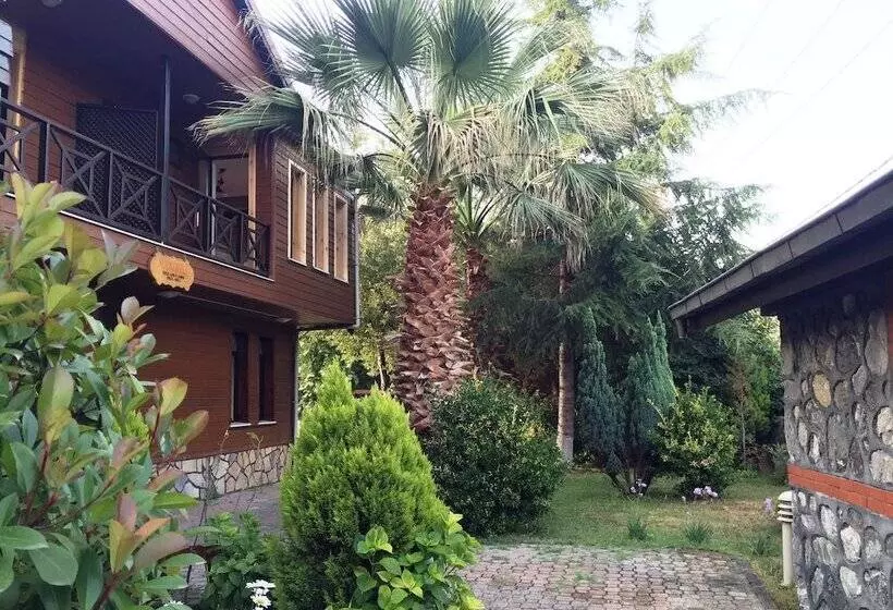 استراحتگاه Robin S Nest
